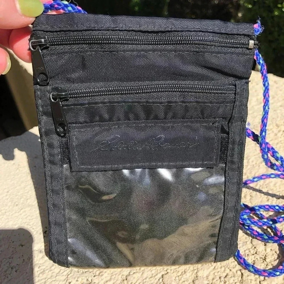 Vintage Eddie Bauer 1990’s Crossbody Bag - Picture 1 of 6